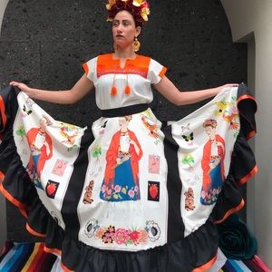 Frida Khalo skirt and blouse  one size fit most